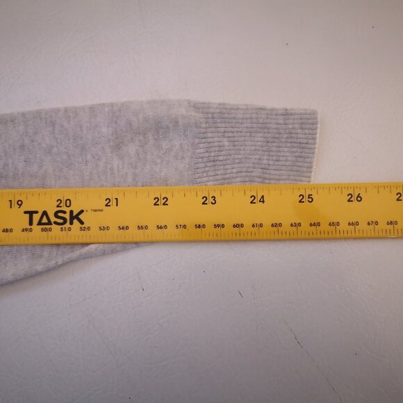 Reitmans Ladies Size XS Lightweight Light Grey Open Cardigan - Picture 9 of 10